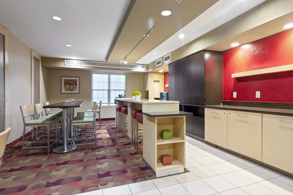 Towneplace Suites By Marriott Chantilly Dulles South 46/57