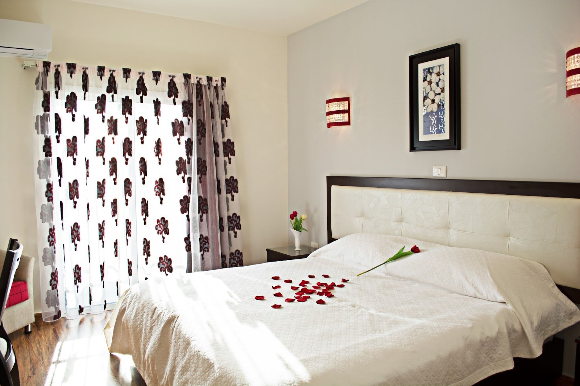 Deluxe, Double Bed, Sea View, Balcony, Al Murjan Palace Hotel, Jounieh 5/10
