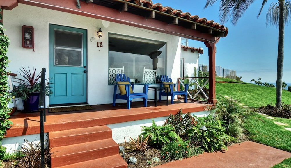 Beachcomber Inn 5/50