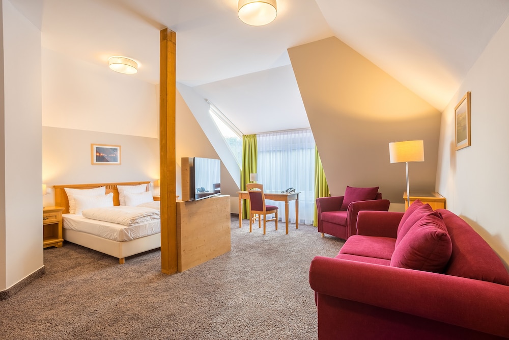 Halbersbacher. Hotel Annaberg 17/50
