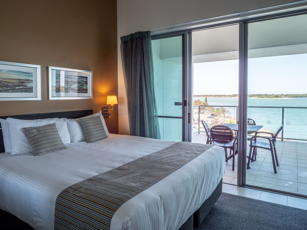 1 BEDROOM, EXECUTIVE, SUITE