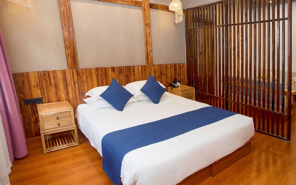 Shanghai Linyin Holiday Hotel 14/71