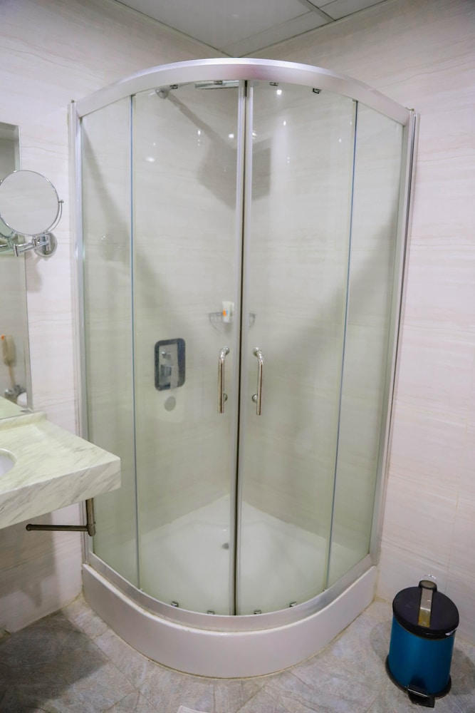 Aswan Plaza Corniche 55/55