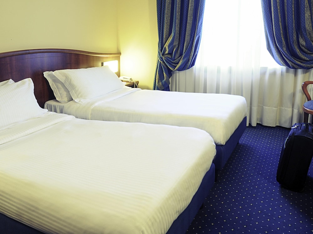 Mercure Genova San Biagio 24/72