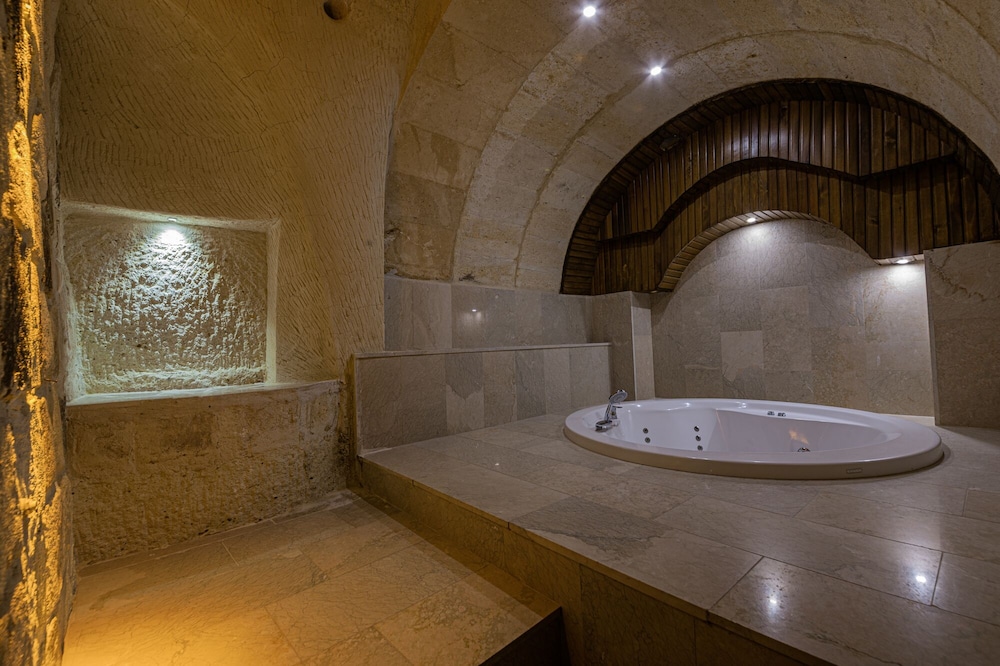 Konak Bezirhane Cave Otel 47/50