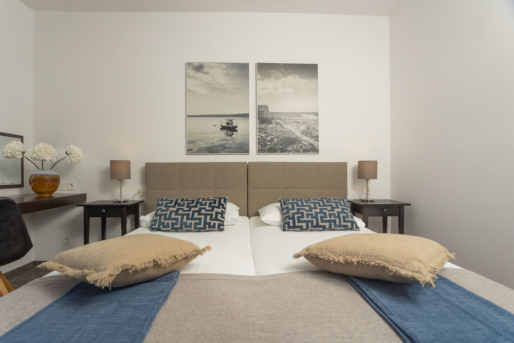 Villa Arausa Vodice 28/36