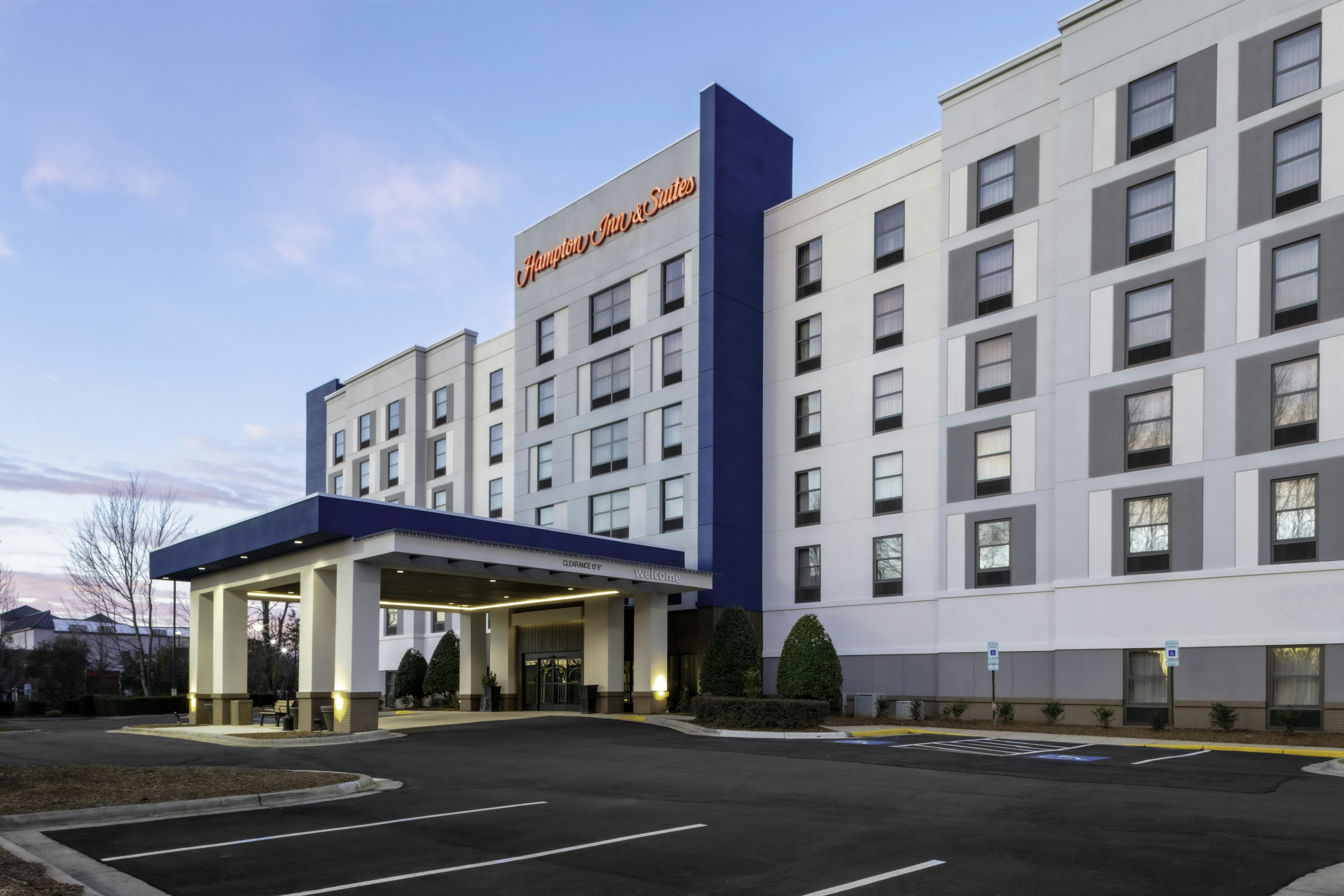 Hampton Inn & Suites Concord/Charlotte 56/57