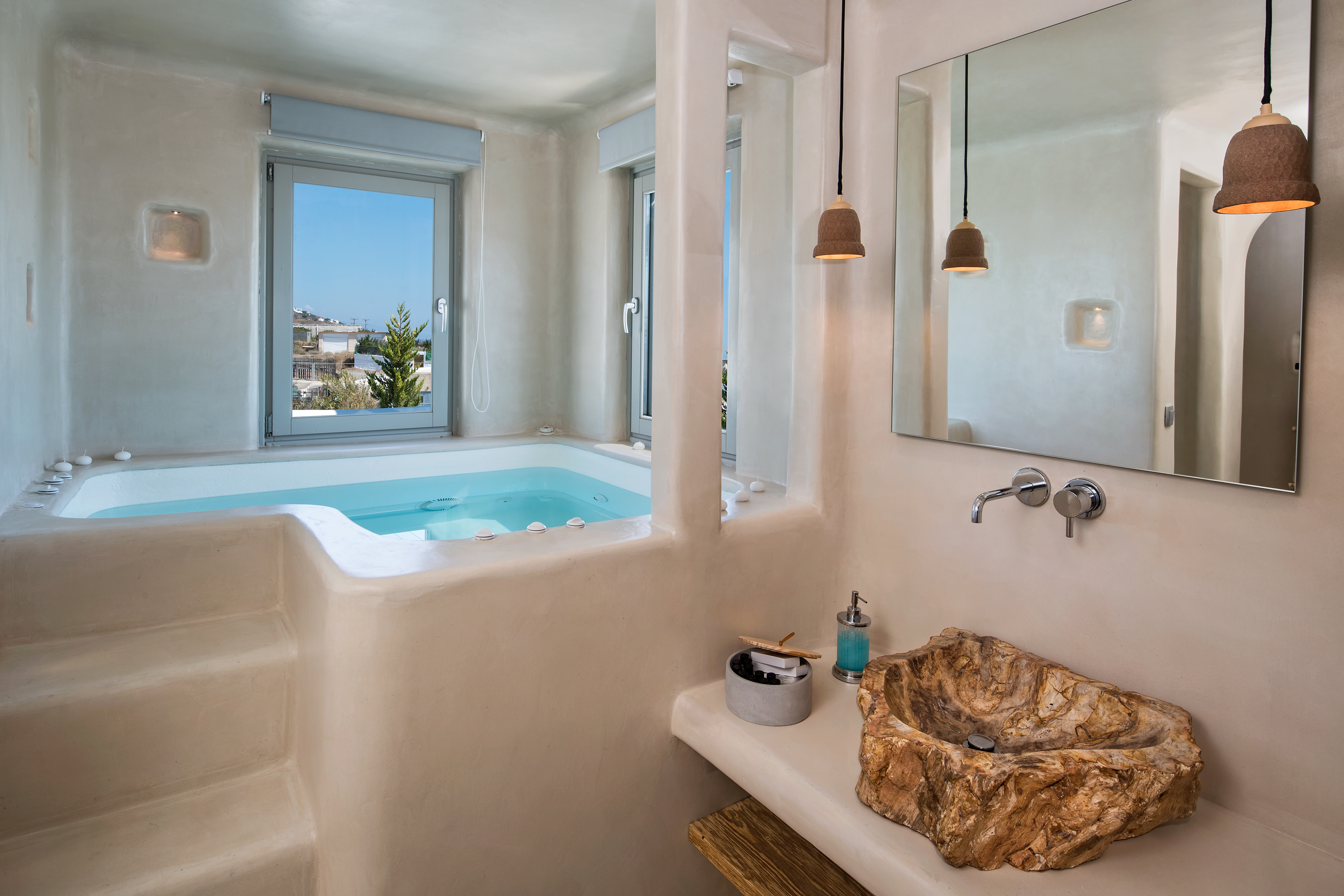 Senses Luxury Houses 105/106