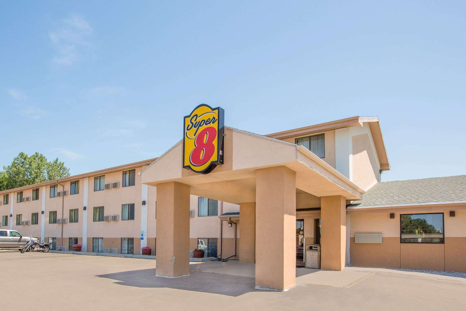 Super 8 by Wyndham Sioux City/Morningside Area 16/18