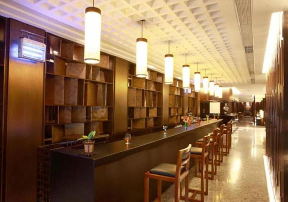 Baiyun Lakeside Hotel 43/50