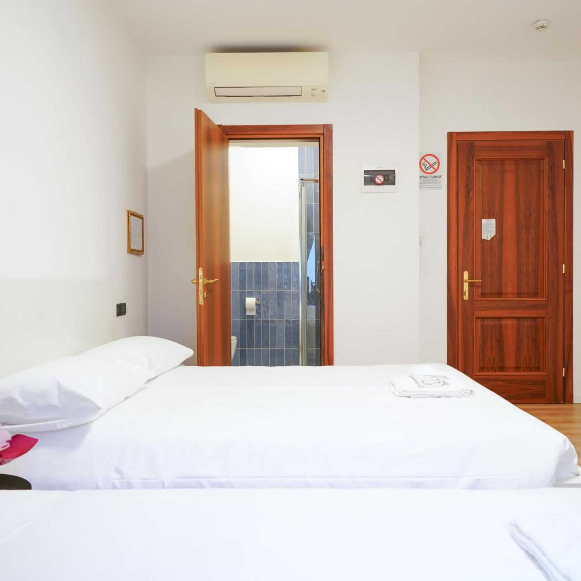 Room, Triple, Balcony