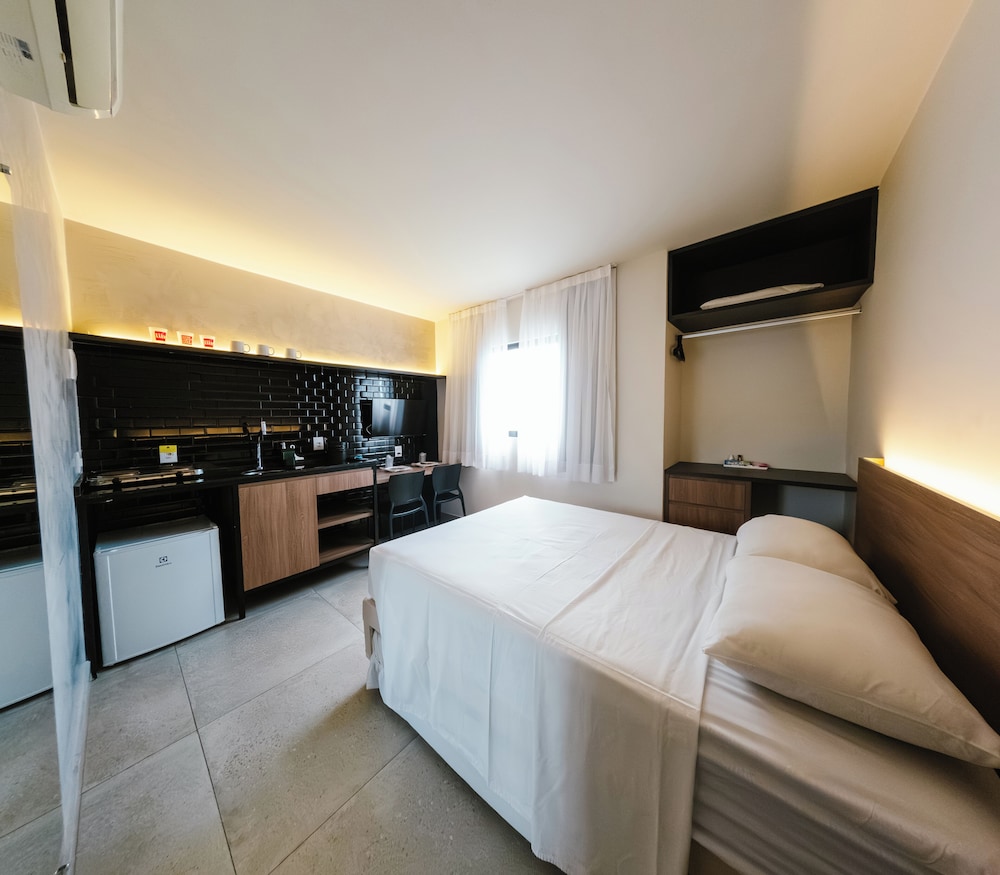 Executive, Murphy Bed, Kitchen