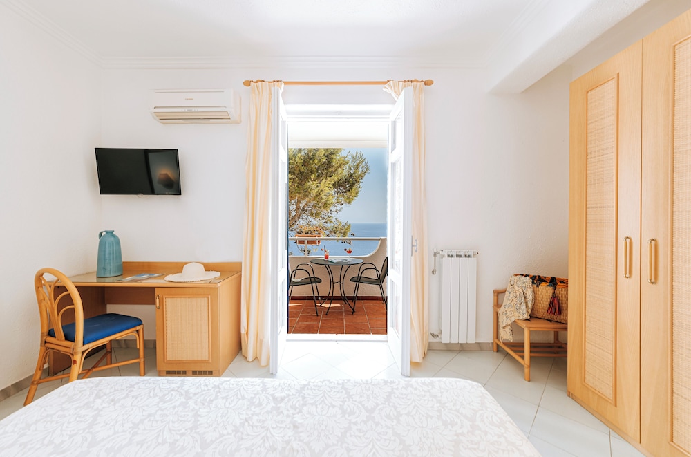 Hotel Grazia Alla Scannella 31/46