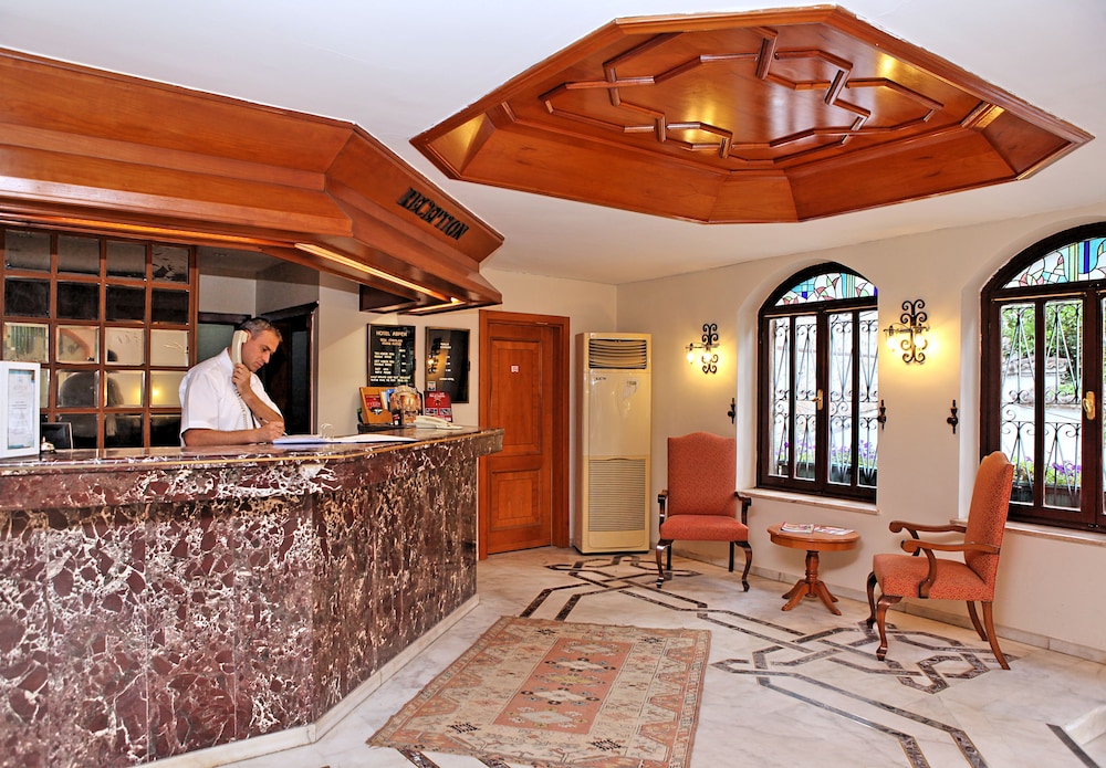 Lobby at Aspen, ANTALYA