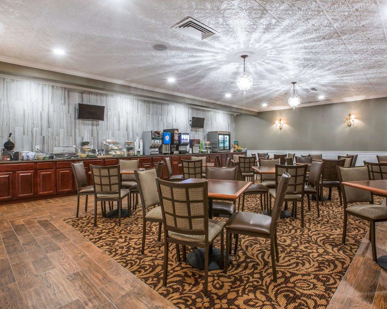 Quality Inn Massena NY 9/12