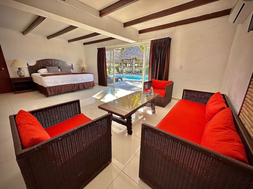 Hotel Tesoro Beach 30/50