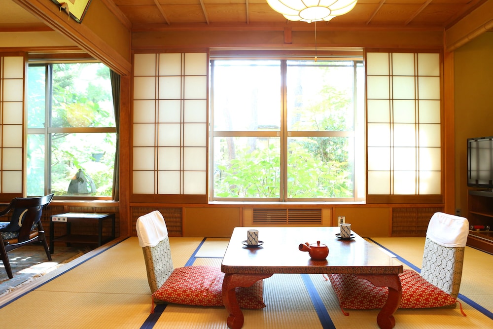Yudanaka Yumoto 22/43
