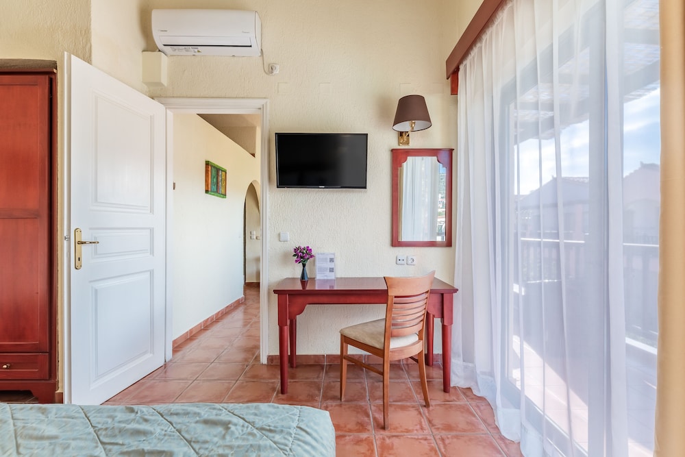 Rigas Hotel Skopelos 46/74