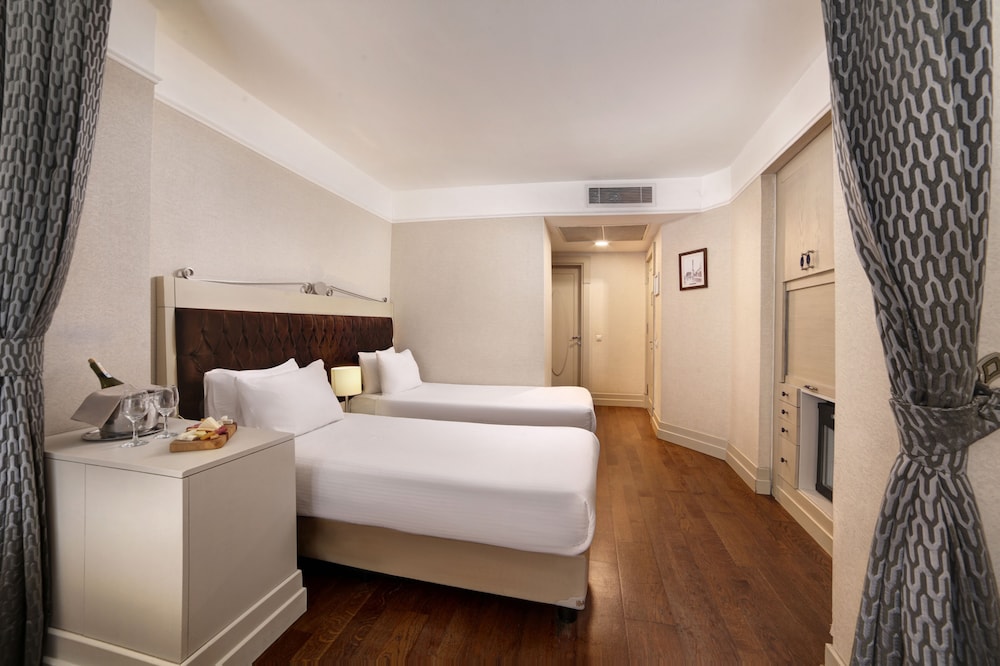 Faros Old City Hotel 16/72