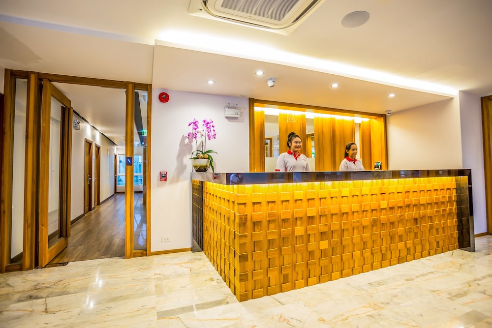 The Signature Hotel @ Thapae 8/50