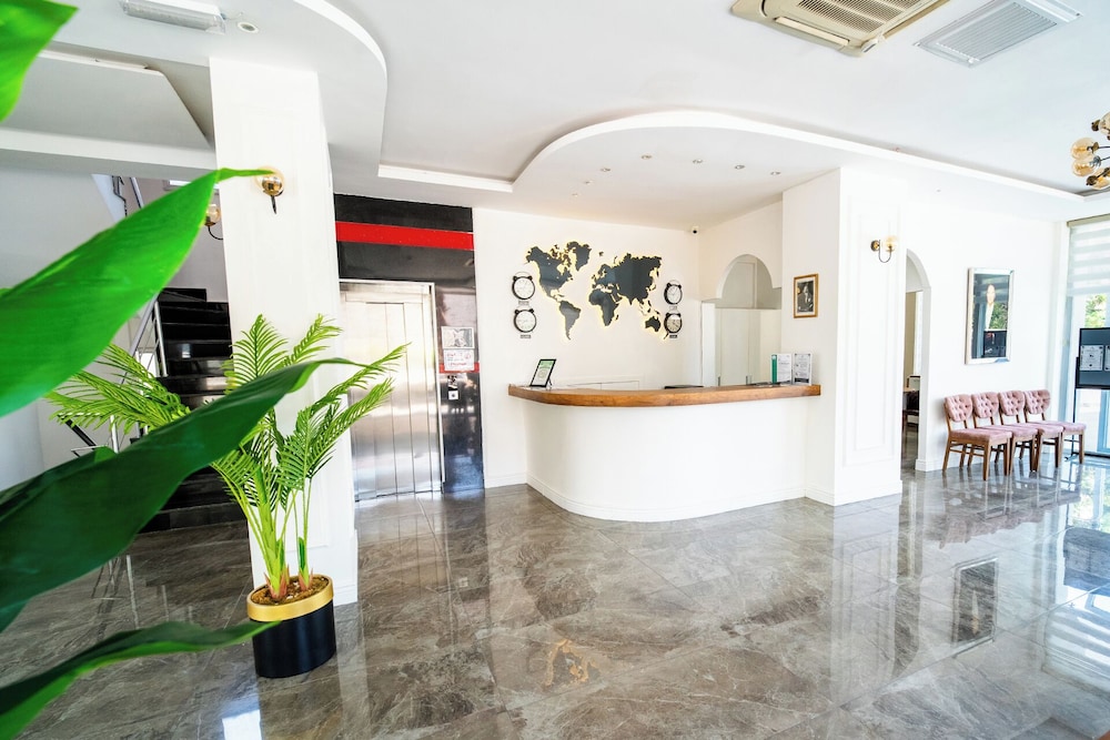 Aurasia Sea Side Hotel 11/63