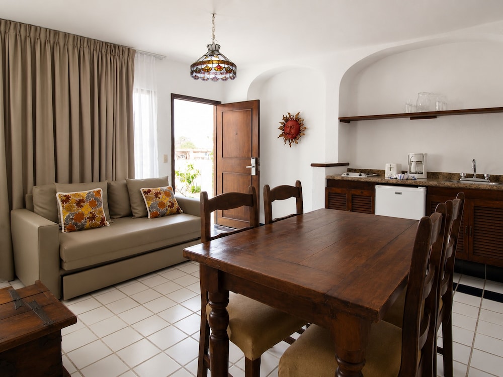 Los Arcos Suites 33/49