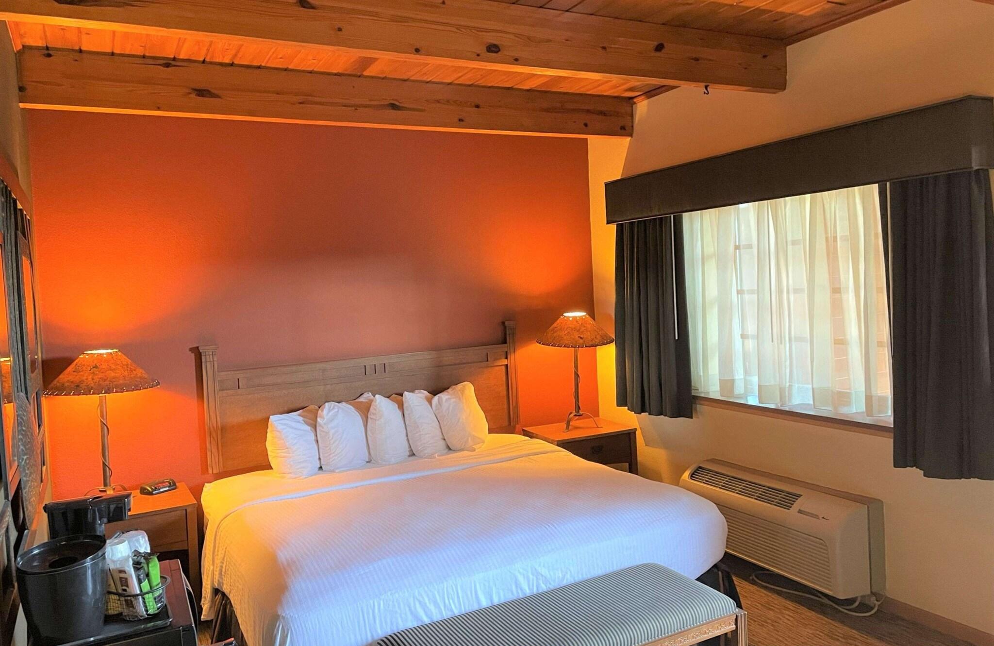 Room, 2 Queen Beds