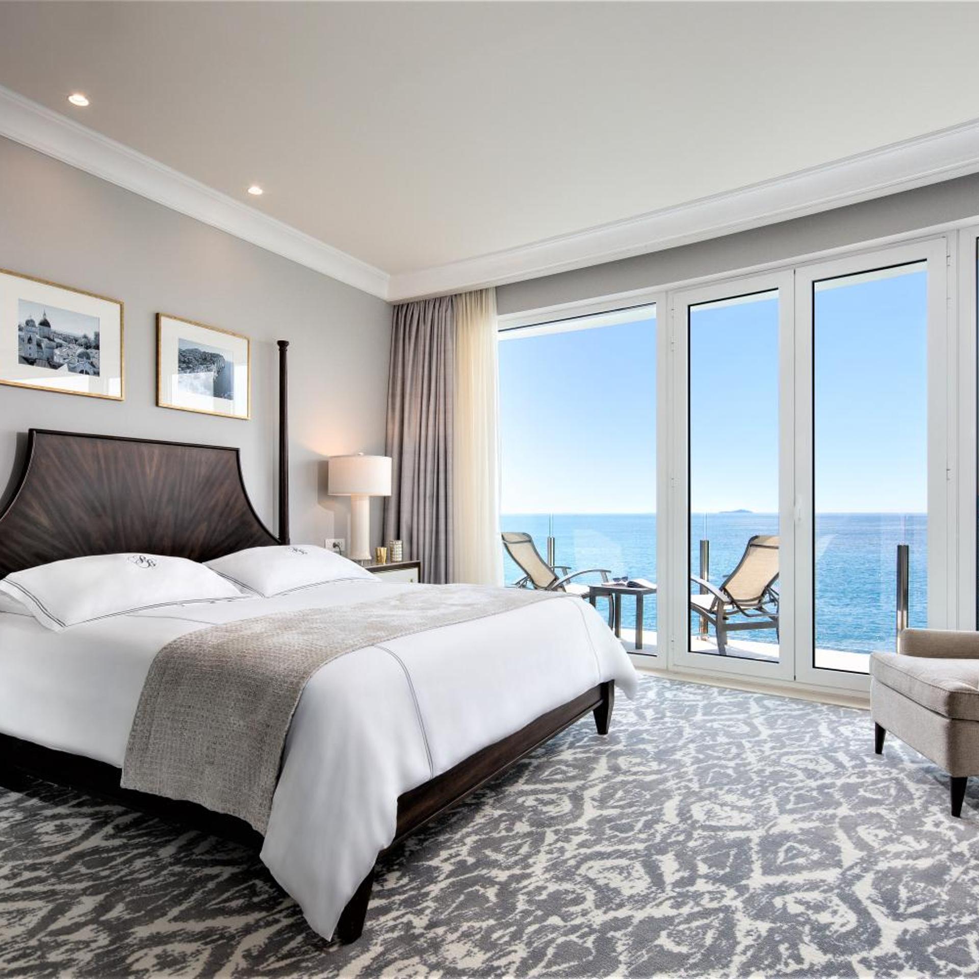 Executive, Sea View, Royal Blue Hotel 4/5