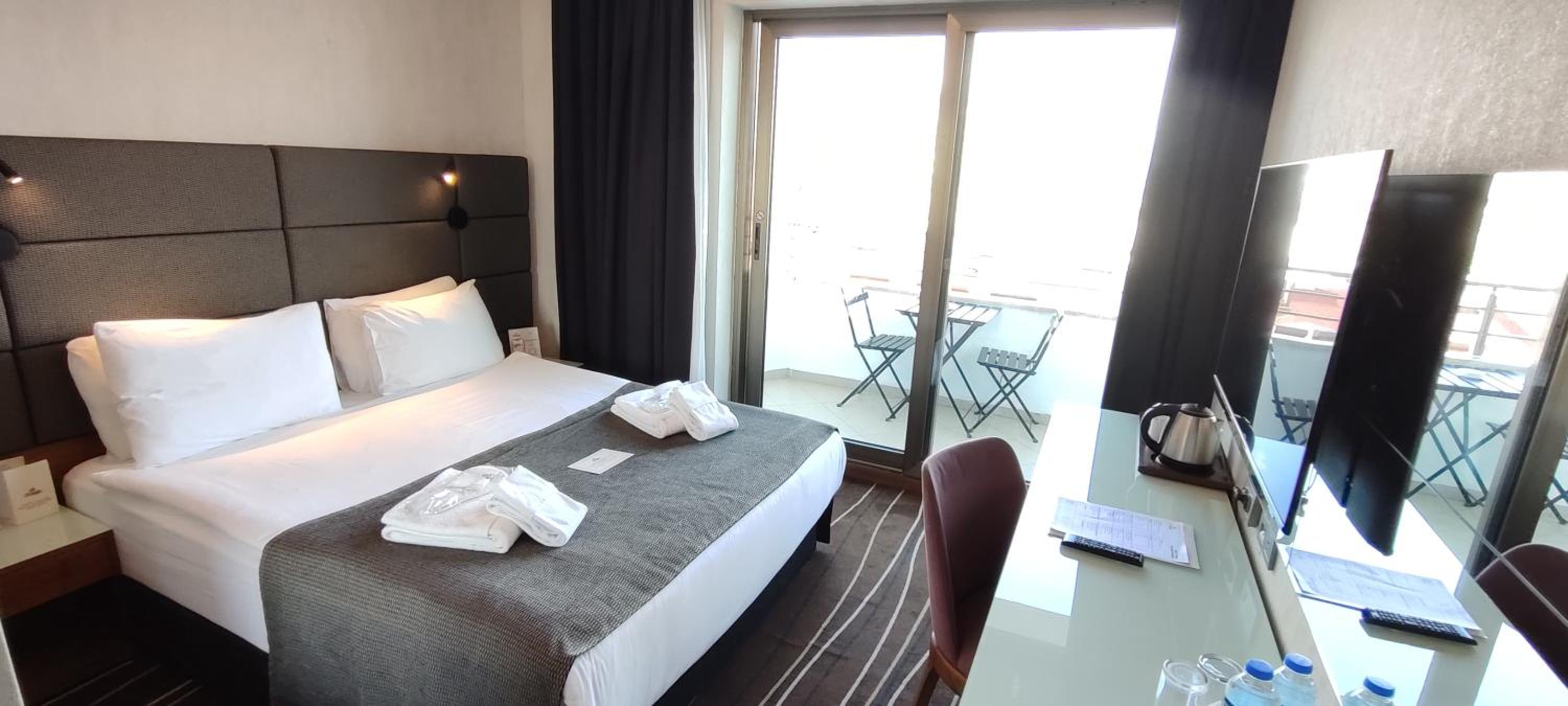 Superior, Bosphorus View