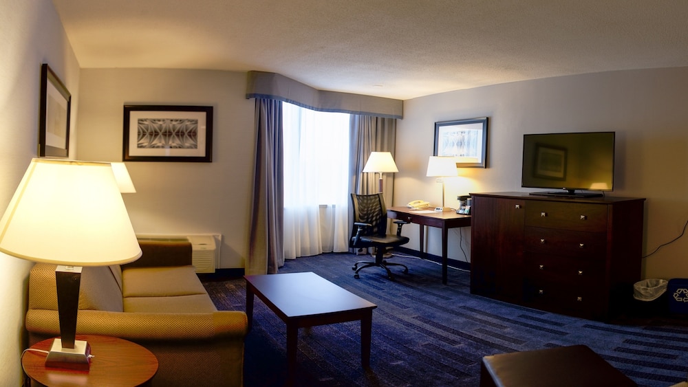 Holiday Inn Ottawa East 42/76