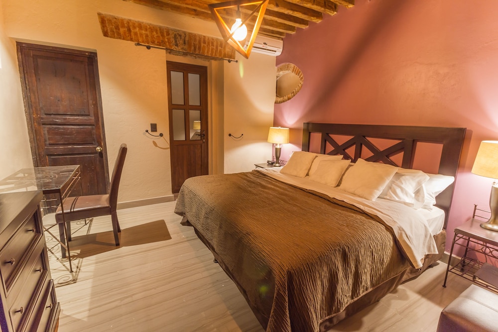 Alqueria de Carrion Hotel Boutique 24/67