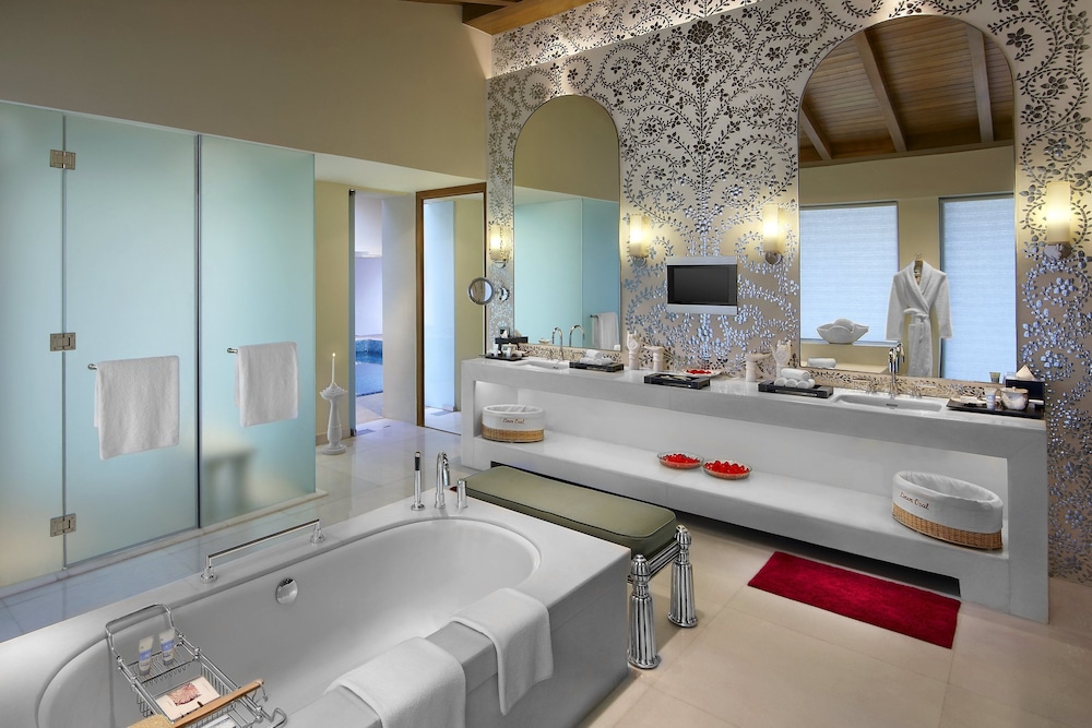 Itc Gardenia A Luxury Collection Hotel 10/47