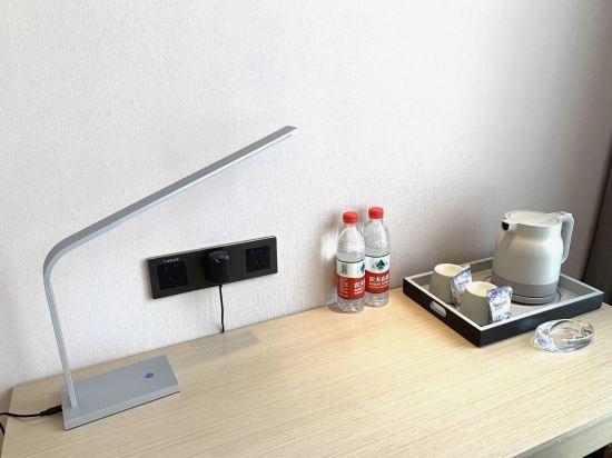 Lavande Hotel (Tianjin West Railway Station Xiangtan Road) 23/26