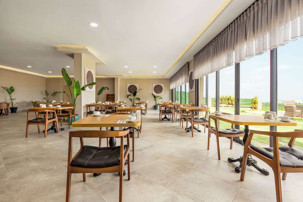 Ramada by Wyndham Cesme 53/67