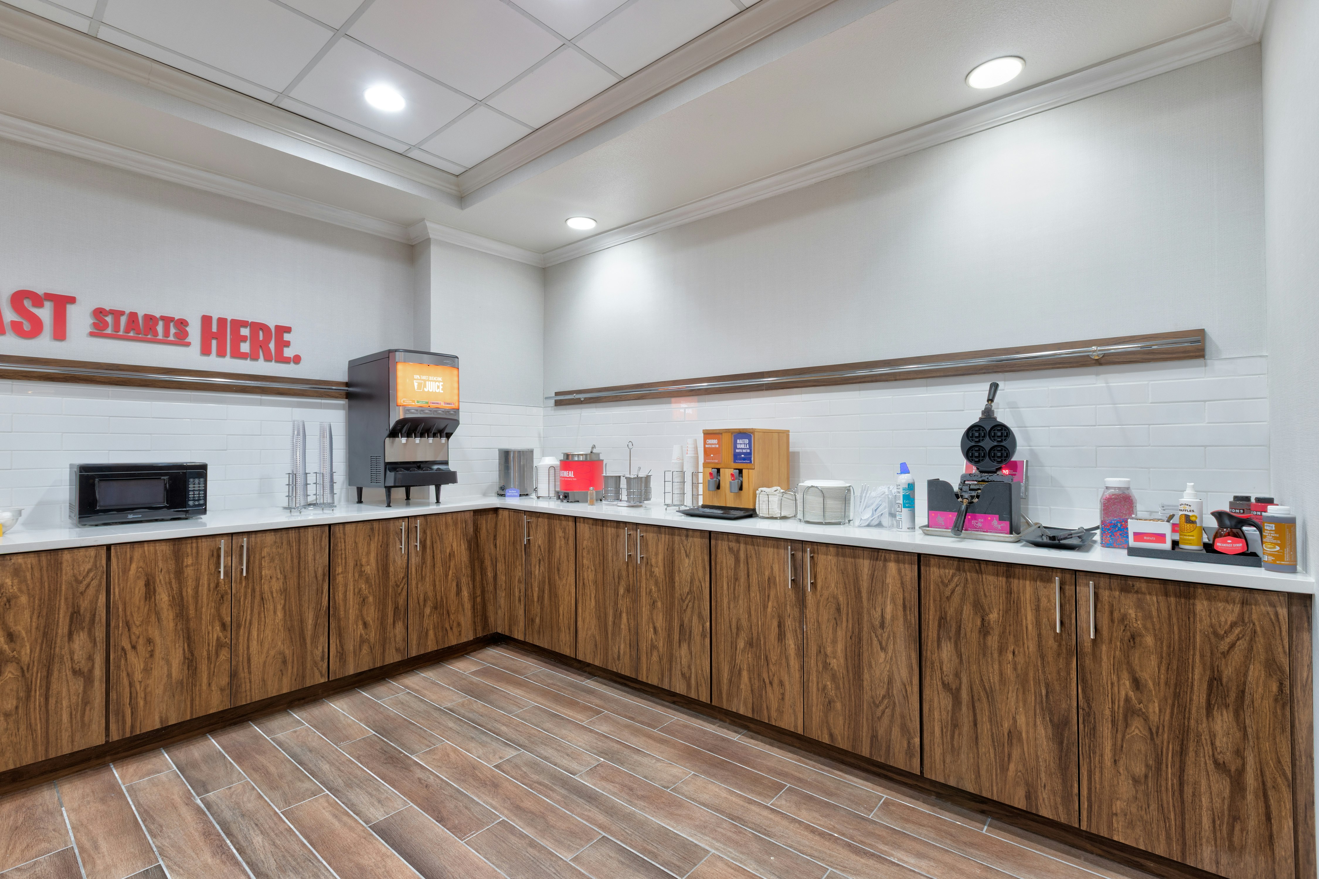 Hampton Inn and Suites Corsicana 17/62