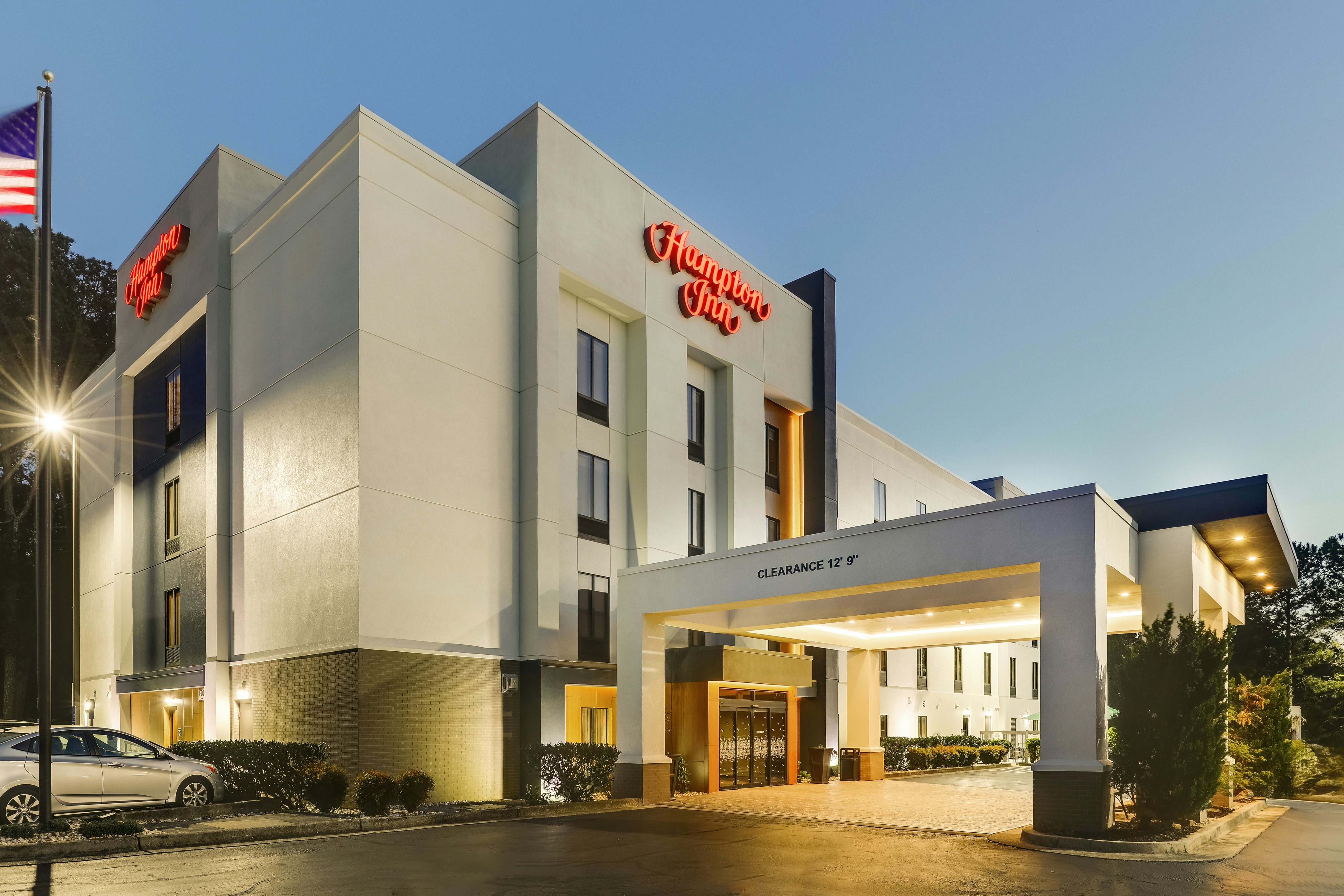Hampton Inn Cumming 8/40