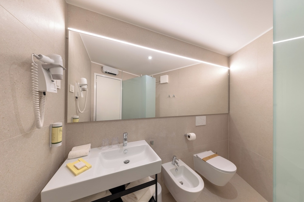 Rivalmare Boutique Hotel 50/50