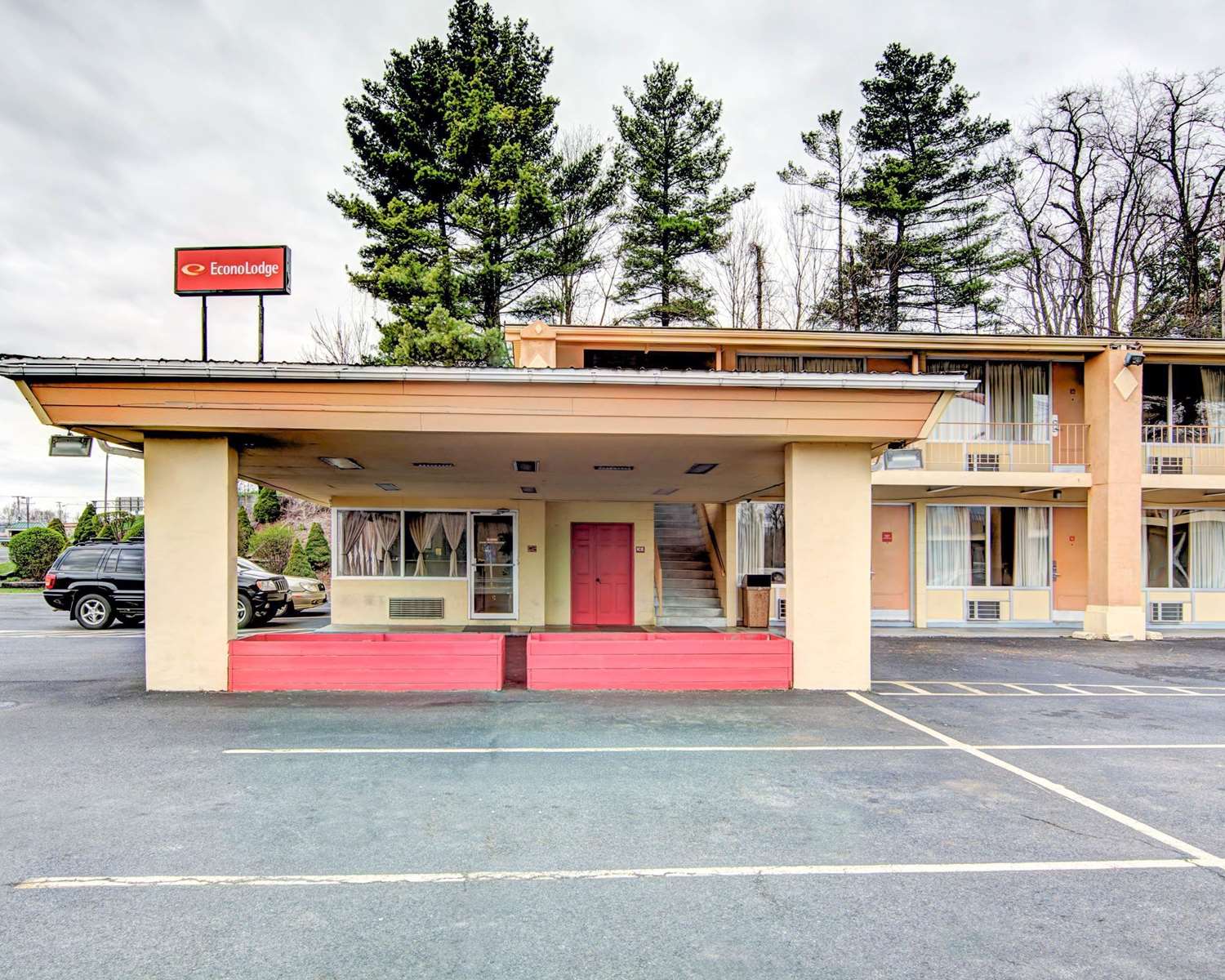 Econo Lodge Wytheville I-77 & I-81 1/21