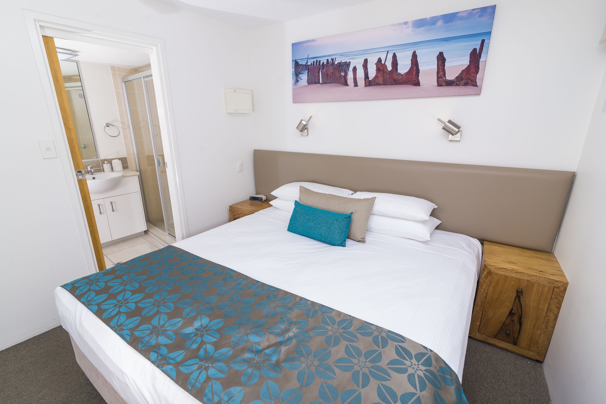1 Bedroom, Superior, Queen Bed