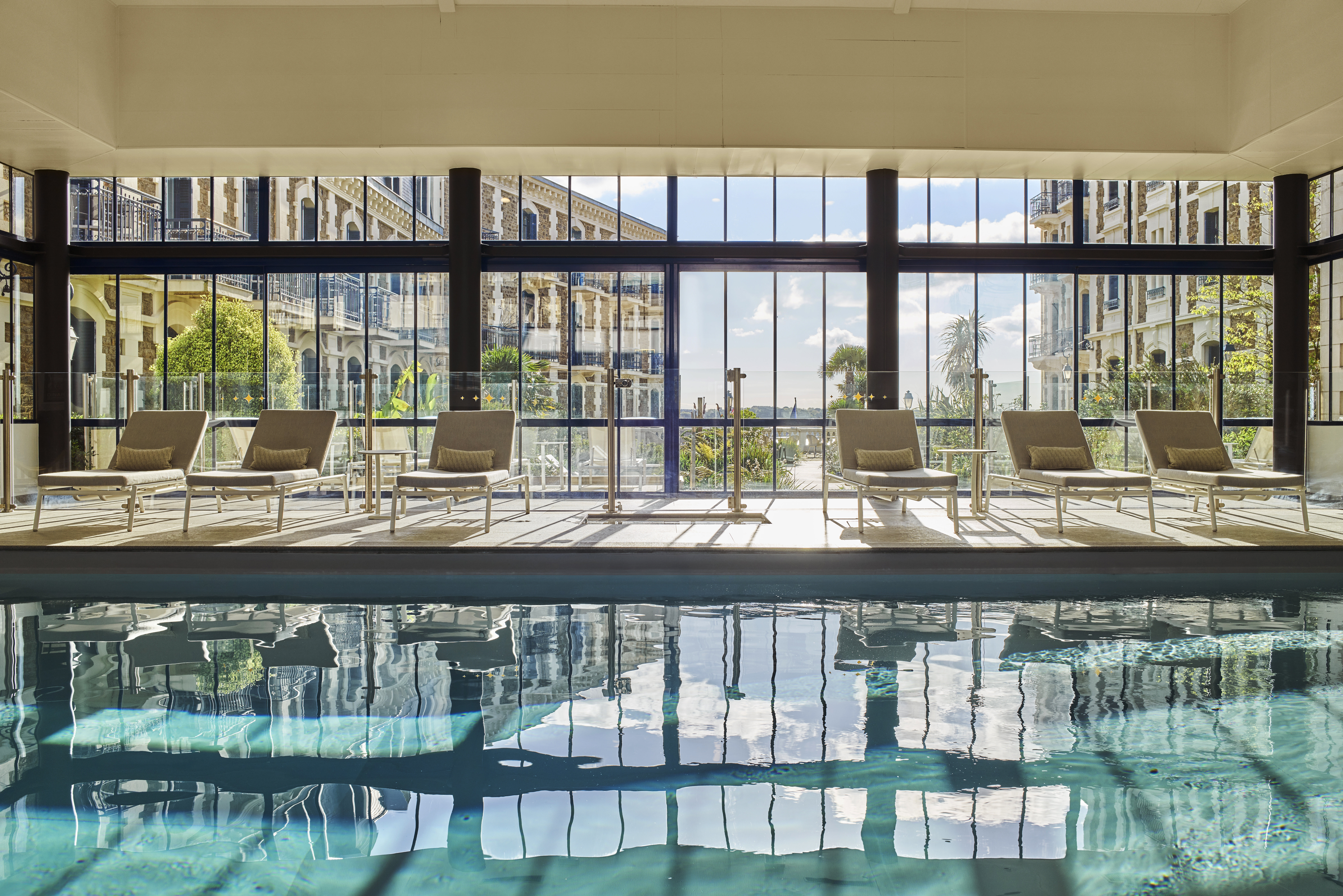 Hotel Barriere Le Grand Hotel Dinard 40/83
