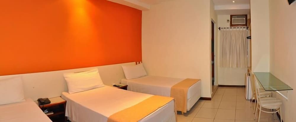 HOTEL VOLLARE 7/25
