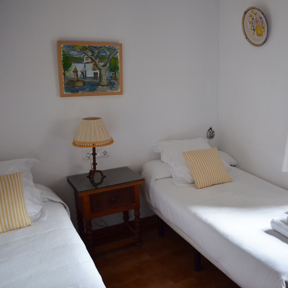 Hotel Santa Isabel La Real 11/66