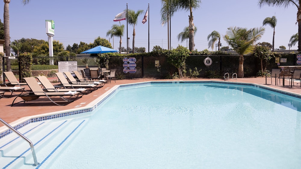 Holiday Inn Orange County Airport 1/57