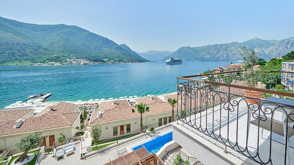 Huma Kotor Bay Hotel & Villas 74/79