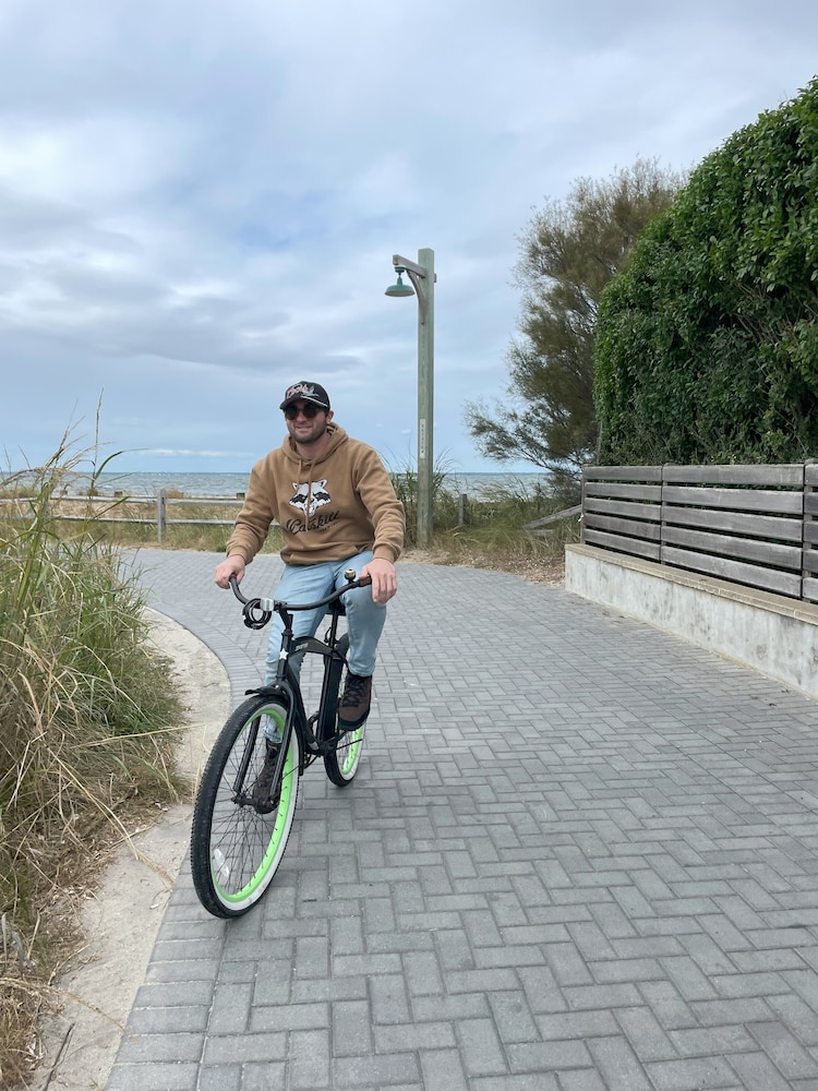 The Palms Hotel Fire Island 37/50