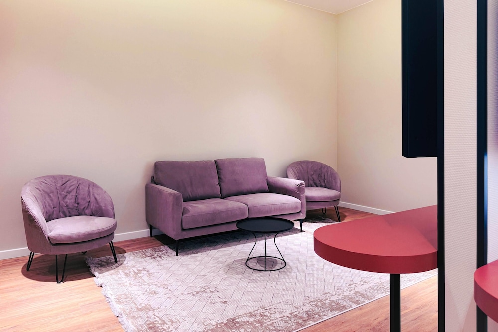 Ramada Plaza by Wyndham Tashkent Airport 56/70