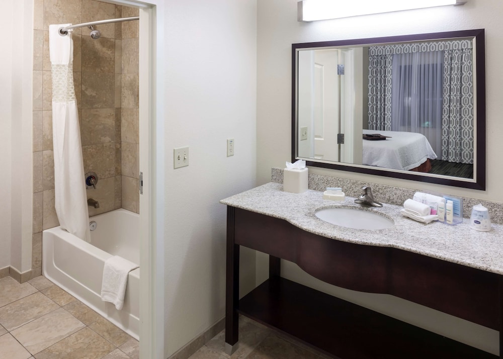 Hampton Inn & Suites Phoenix North/Happy Valley 14/43