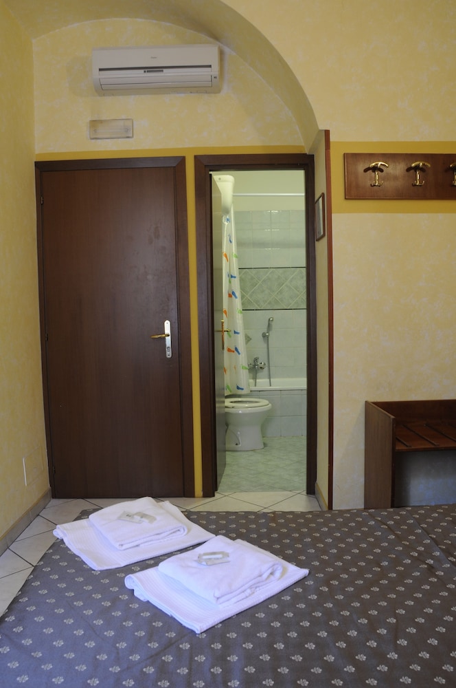 Hotel Farini 23/23