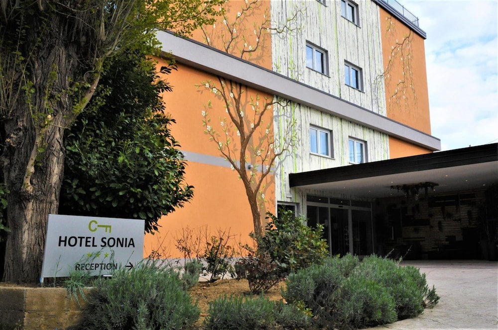Albergo Ristorante Sonia 7/63