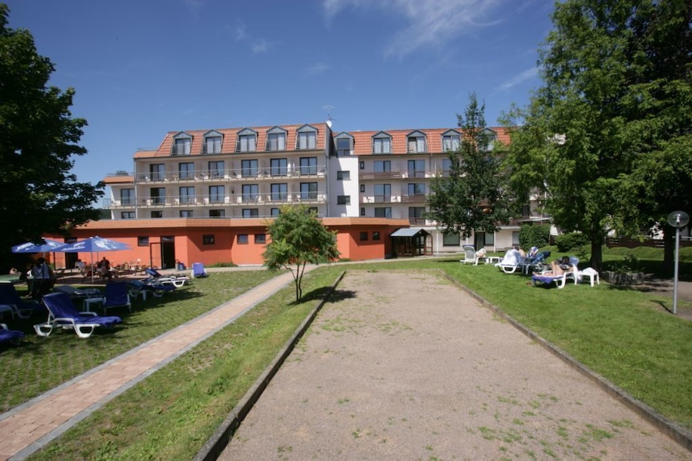 Aqualux Wellness And Tagungshotel 3/63
